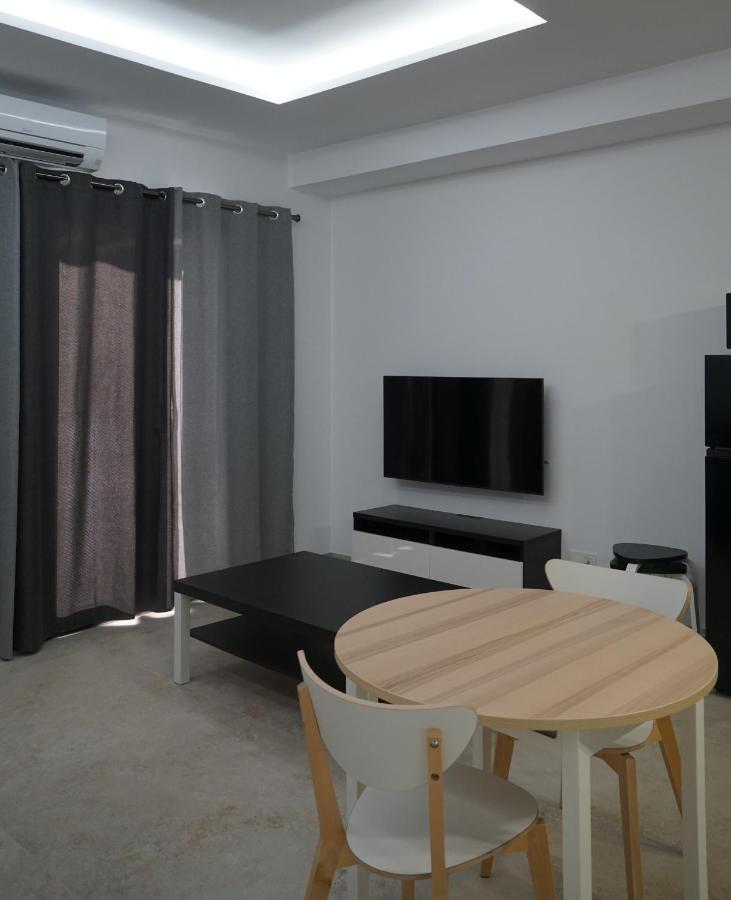 אסטפונה Apartamento Turistico Hermanos Infantes מראה חיצוני תמונה