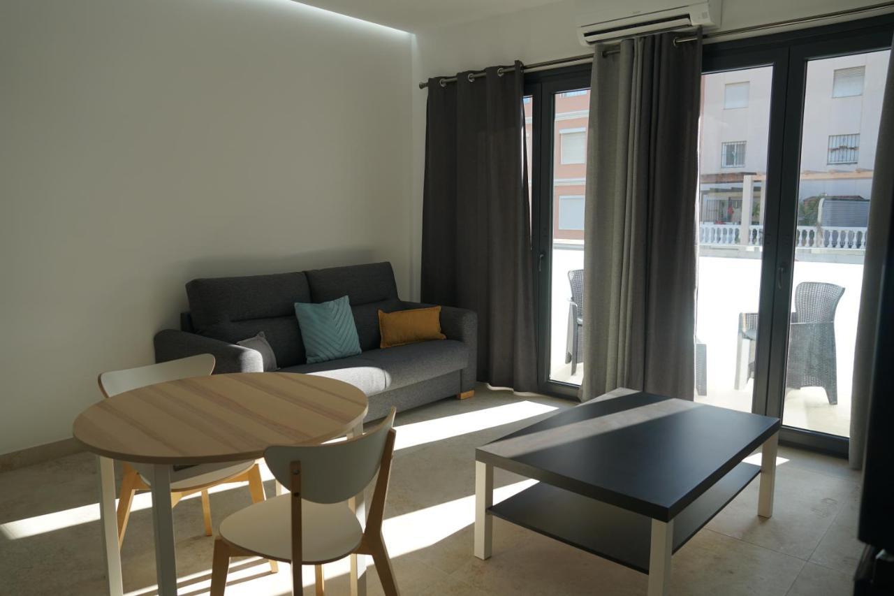אסטפונה Apartamento Turistico Hermanos Infantes מראה חיצוני תמונה